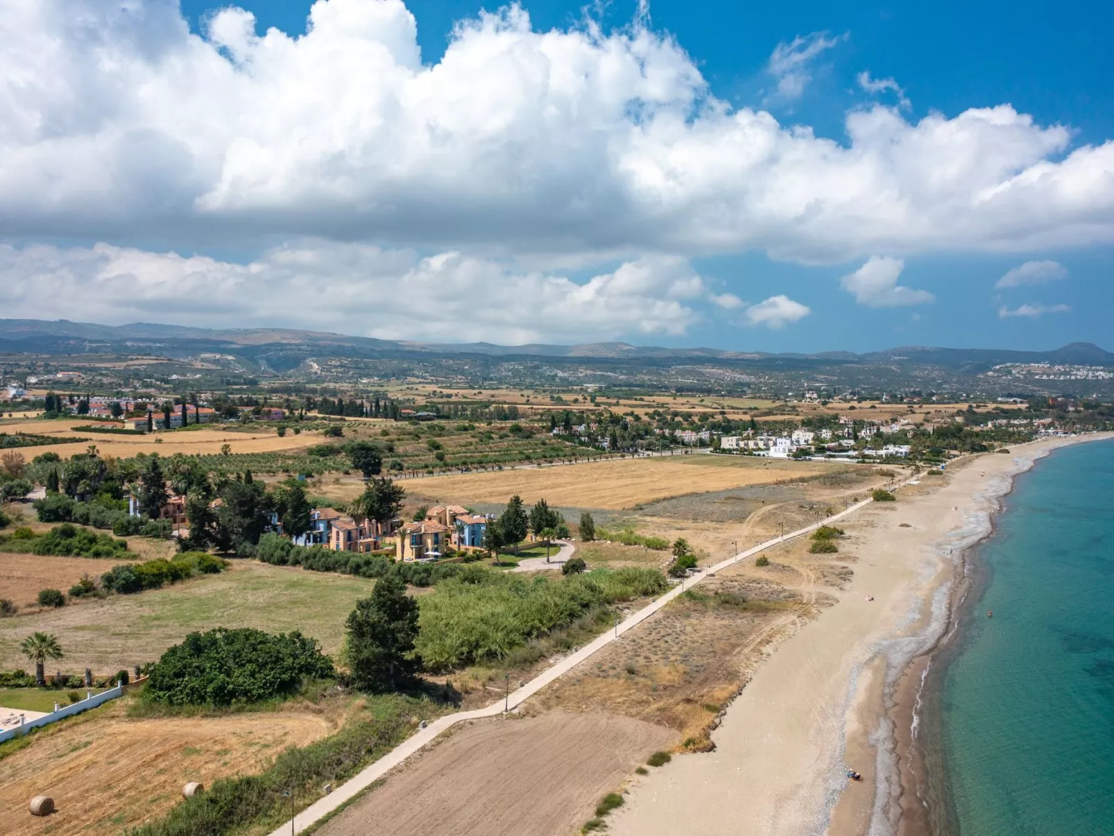 In Polis Chrysochous mit Offenem Kamin-Image-tags.info