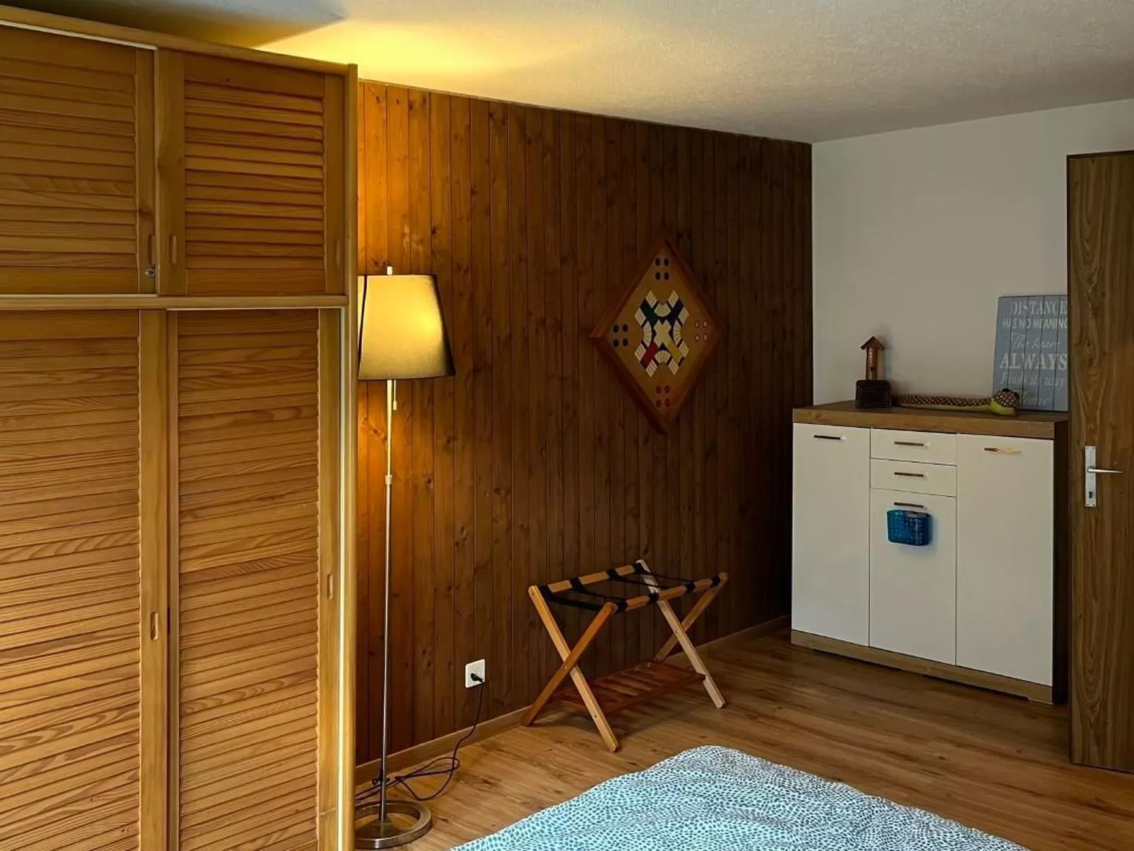 Chalet Oasis-Image-tags.info