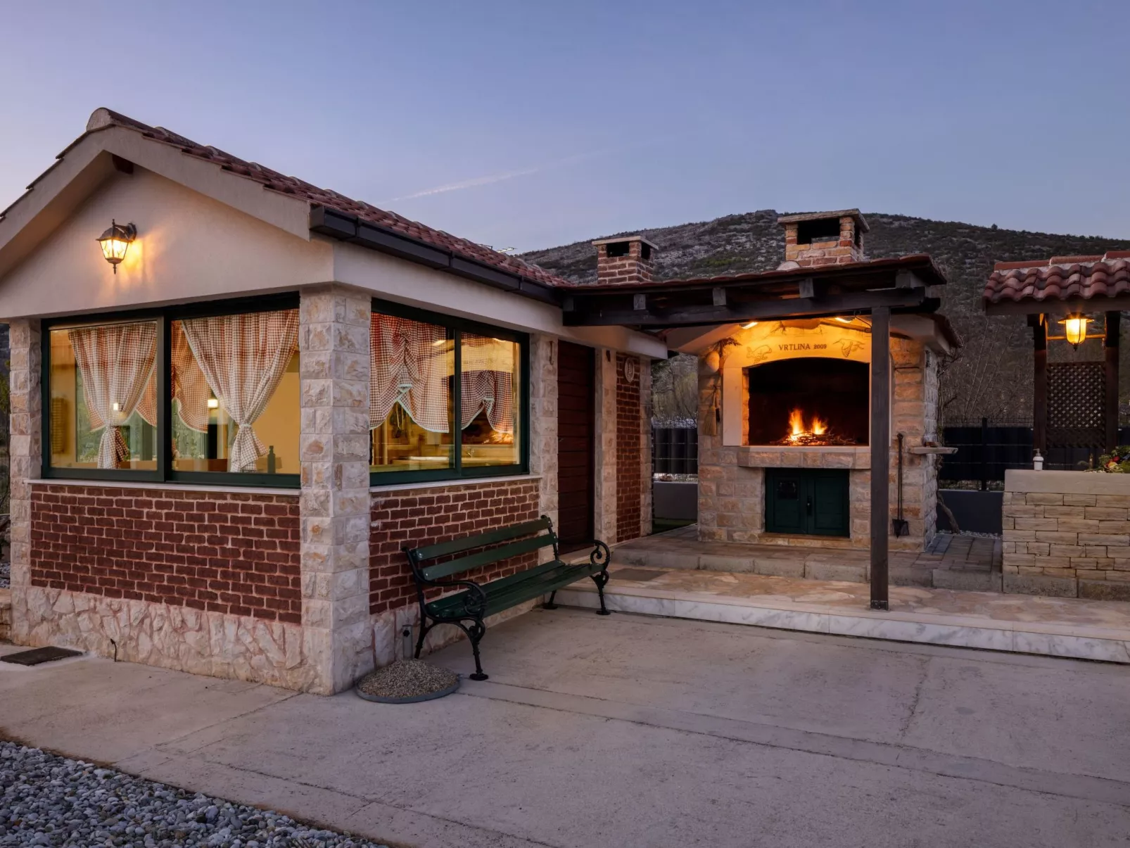 Villa Big Garden für 7 Personen und 1 Kind-Draußen