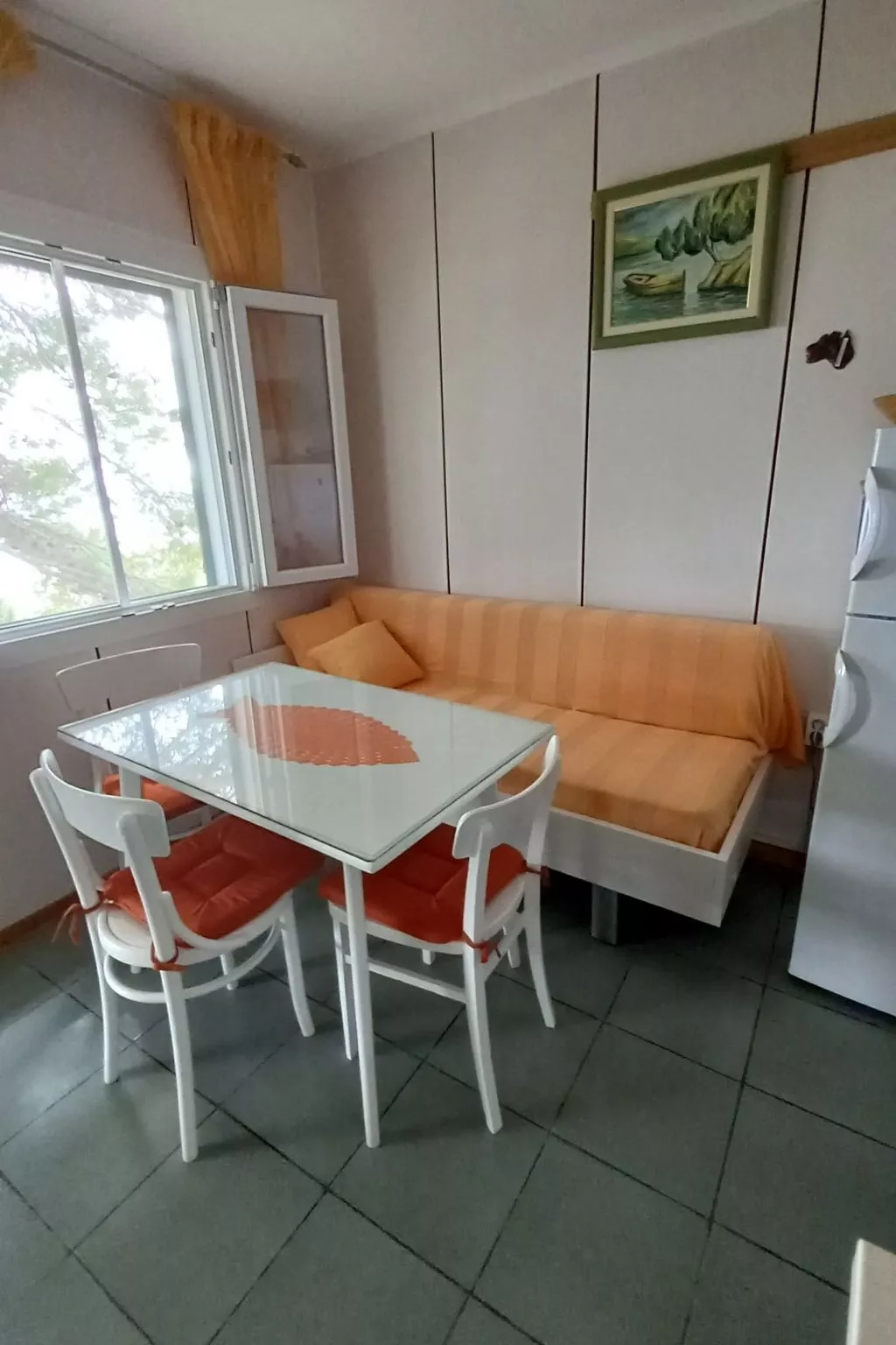 In Maslinica mit Großer Terrasse-Inside