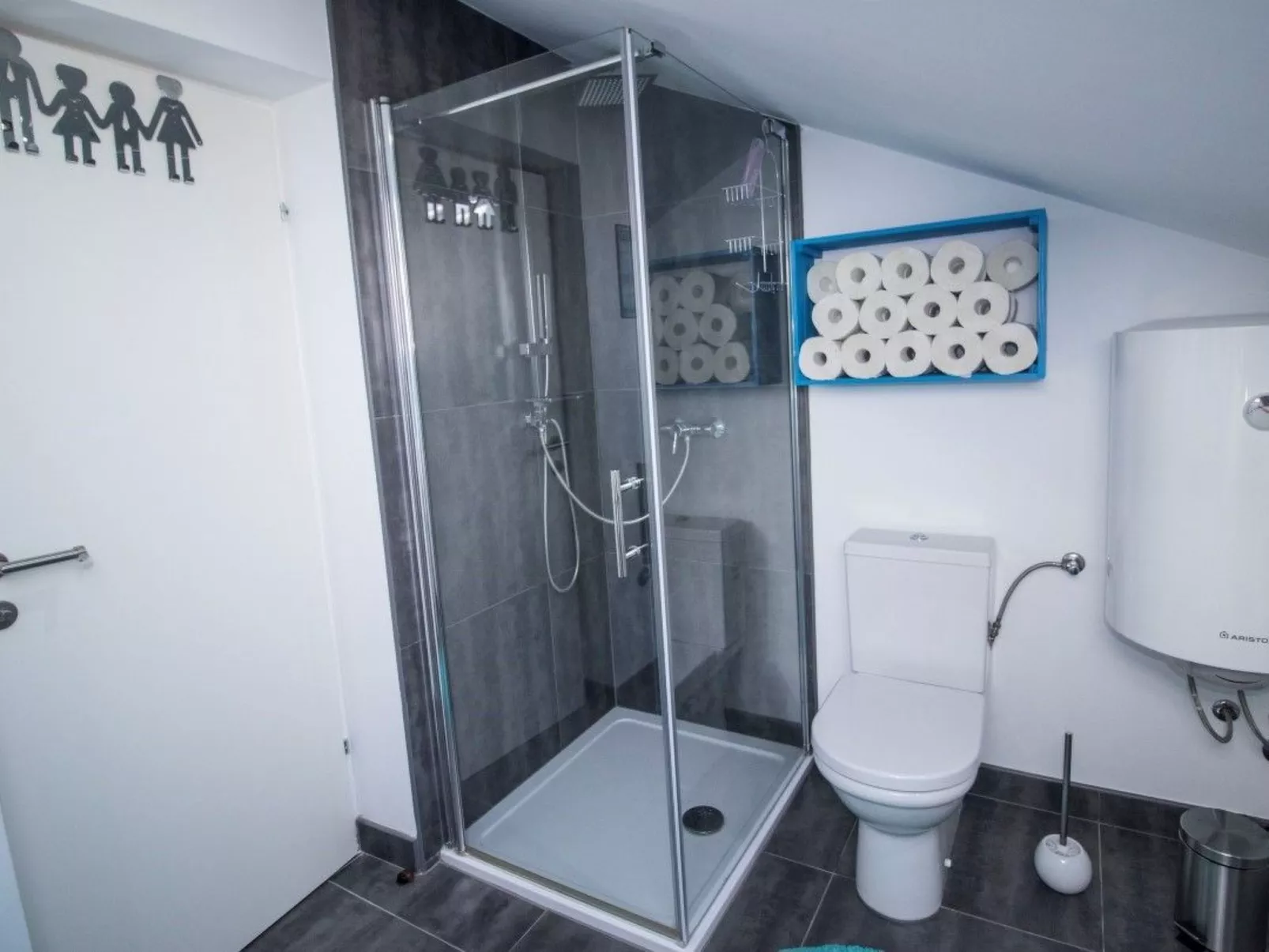 Villa Ni-Sa mit Privatpool für 11 Personen-Inside