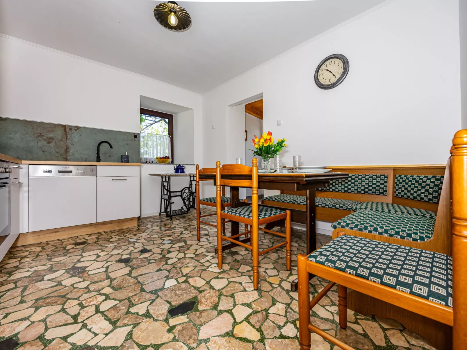 Haus in Grizane-Inside