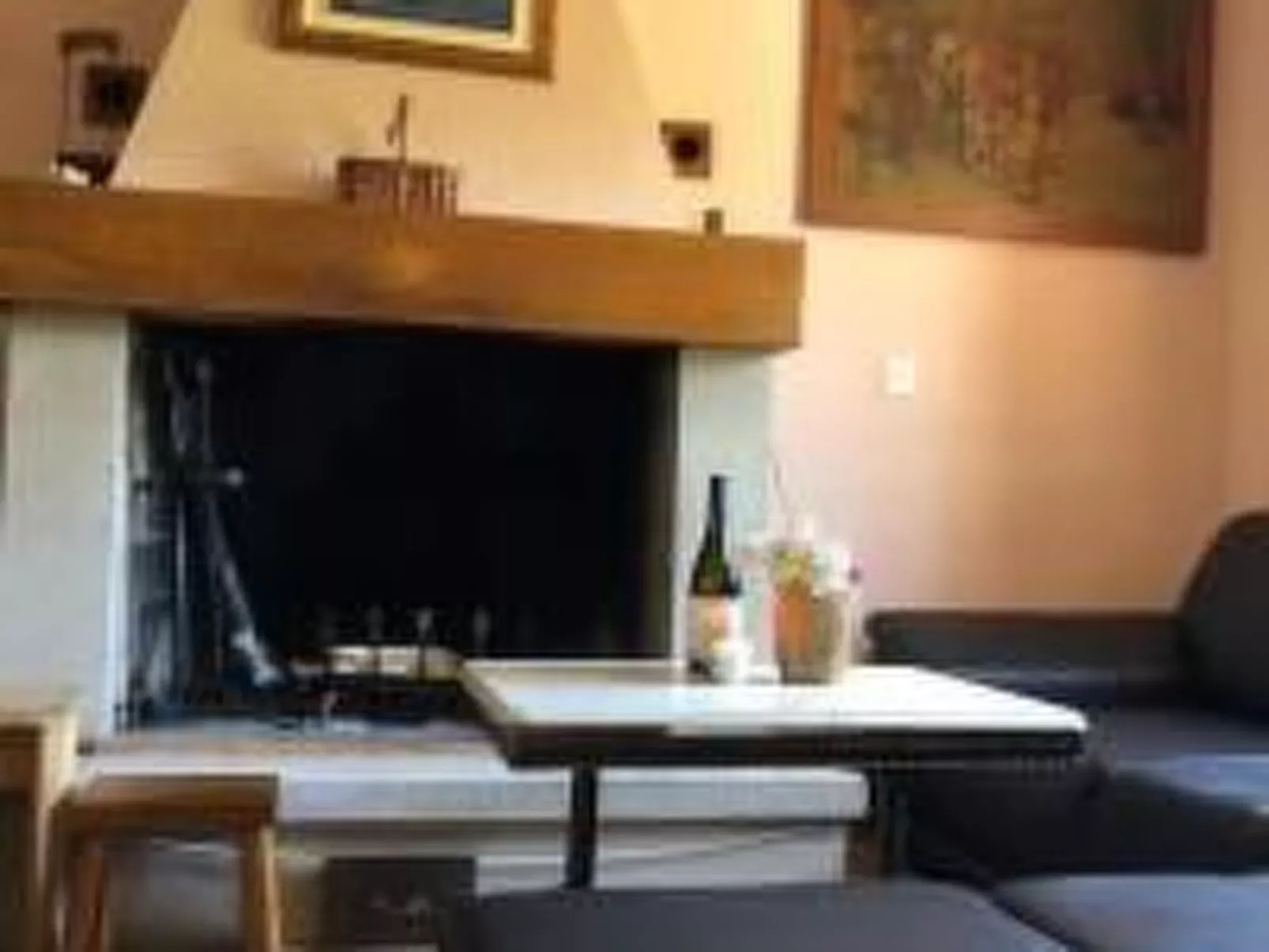 "Kastil" mit privatem Pool-Inside