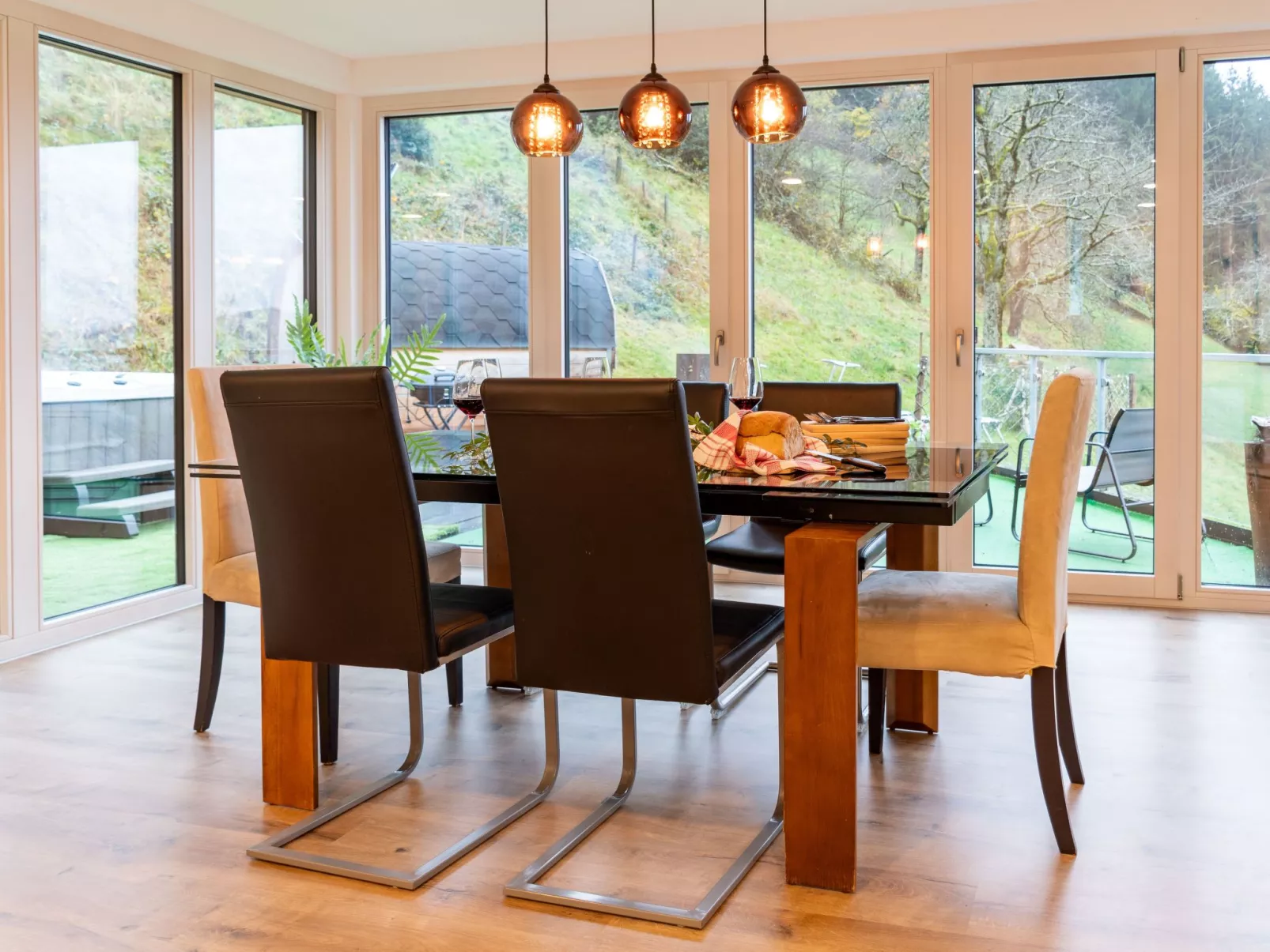 FeWo mit Whirlpool und Fass-Sauna im Schwarzwald-Inside