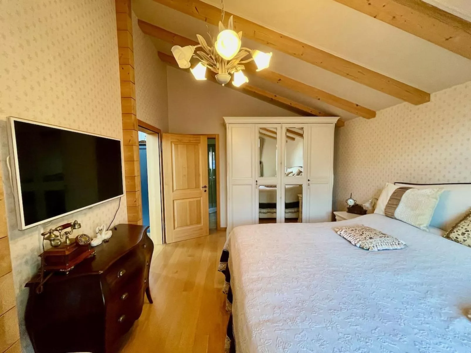 Luxuriöses Chalet - Walensee - Schwimmbad - Sauna-Inside