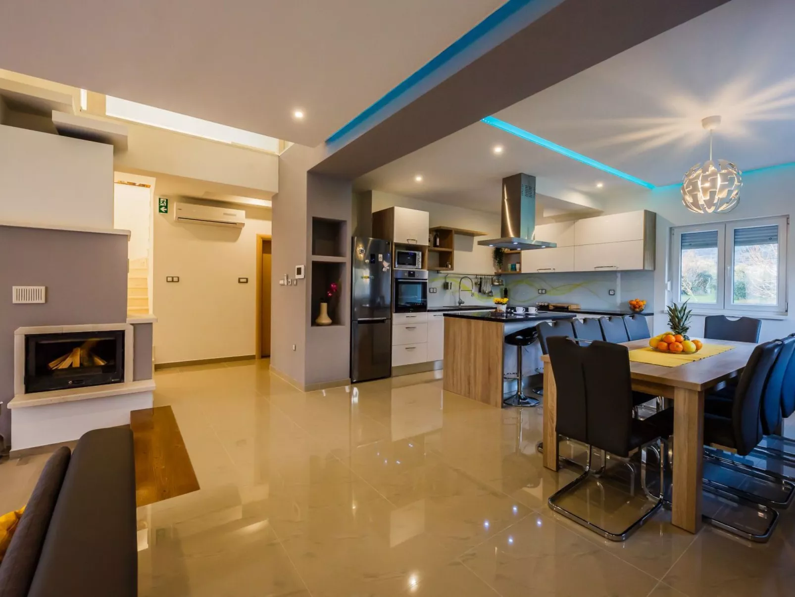 Villa Toni für 12 Personen in Kastel Stari-Drinnen