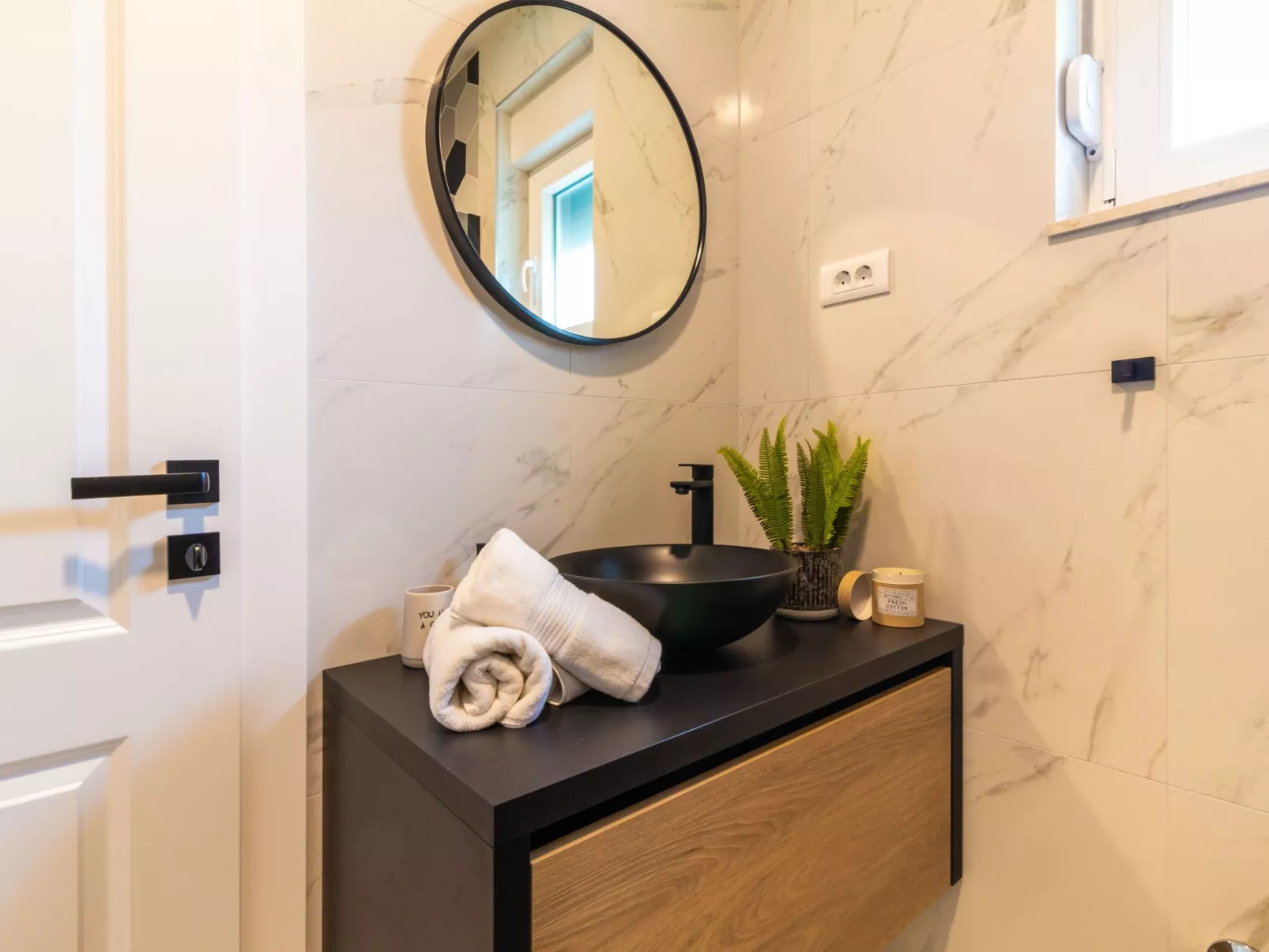 Villa Olea- Pool, Grill, Nähe Flughafen Split-Inside