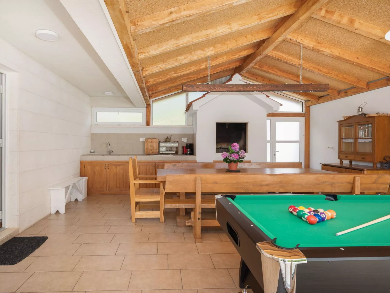 In Dugopolje mit Beheiztem Pool-Image-tags.info