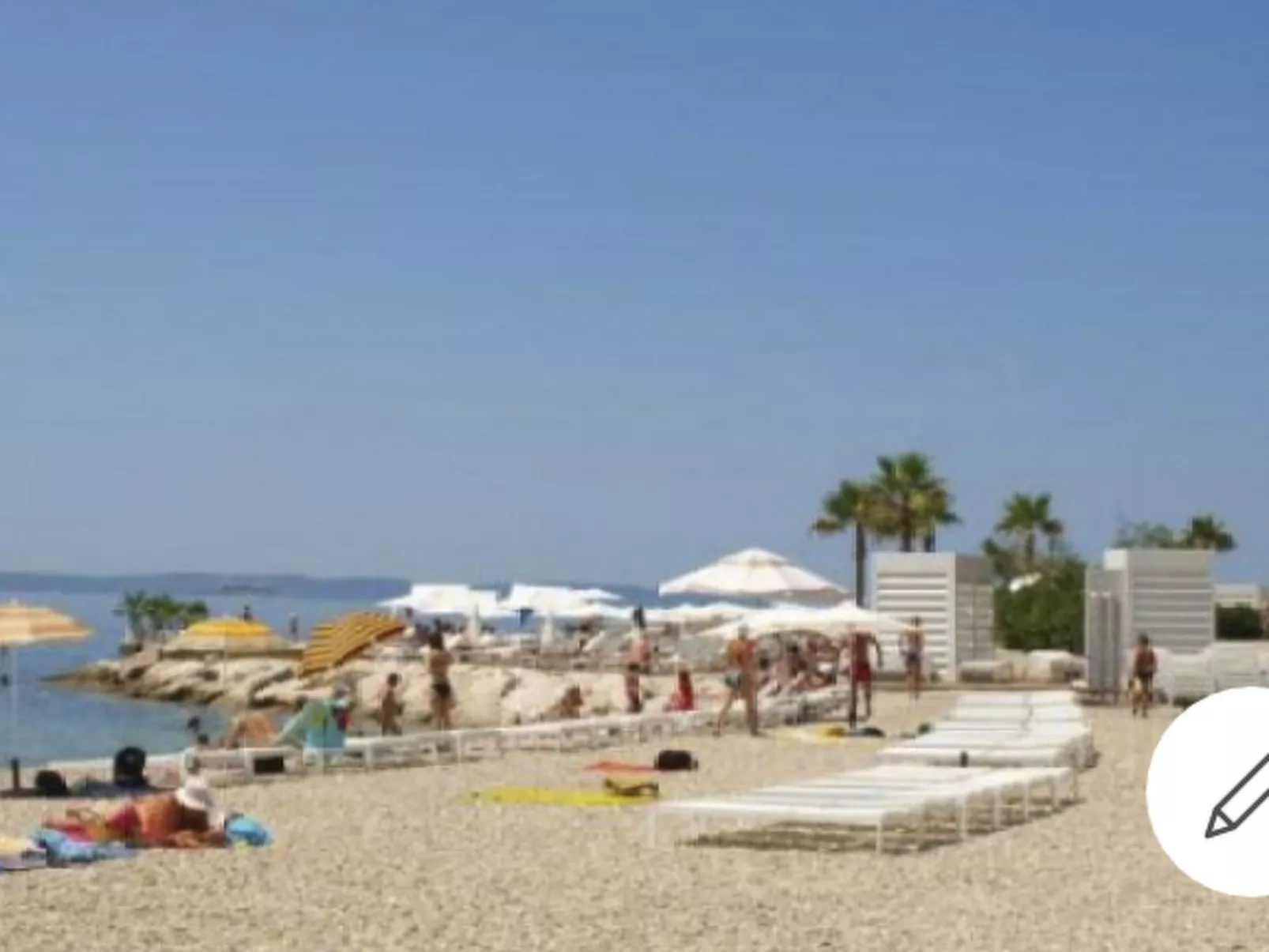 Wohnung mit Terrasse-Outside