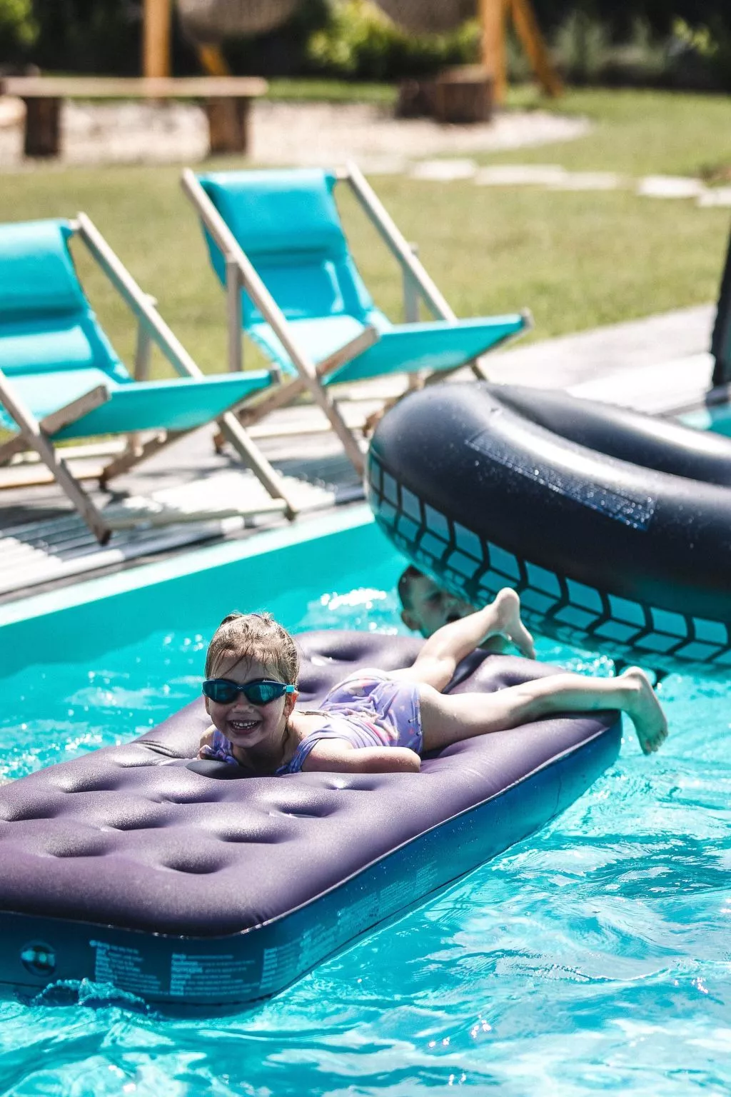 Mit gemeinschaftlichem Pool