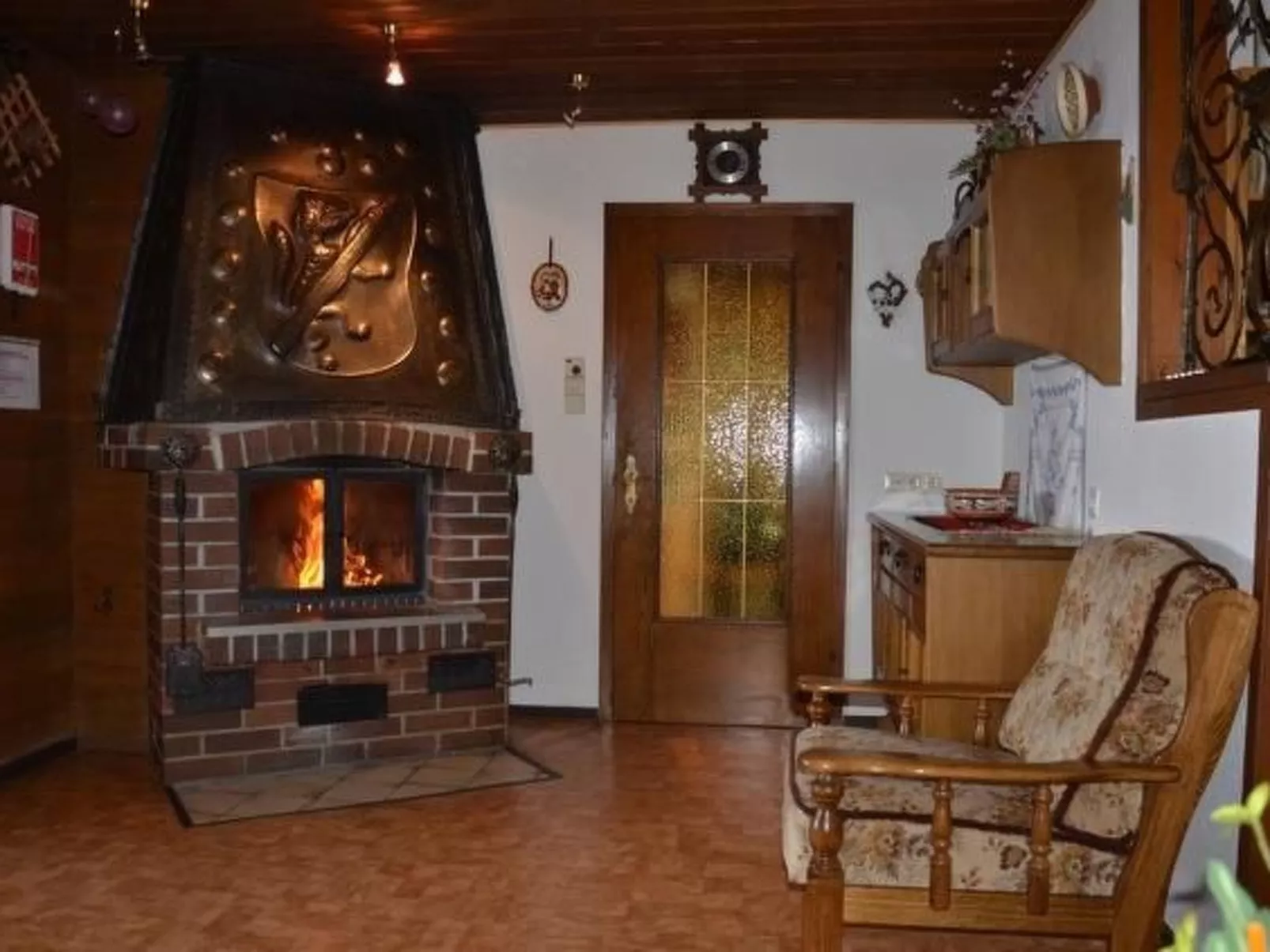 Almhaus am Hohenwart-Drinnen