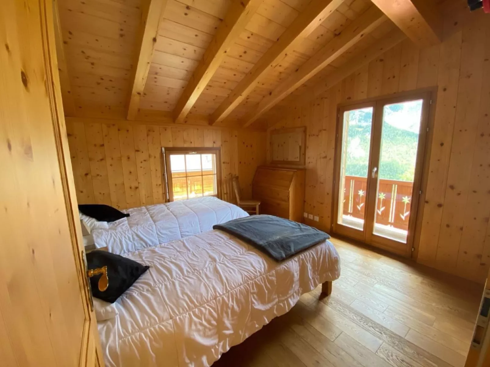 Chalet Alpilles - 4 Zi. mit atemberaubender Aussicht-Image-tags.info