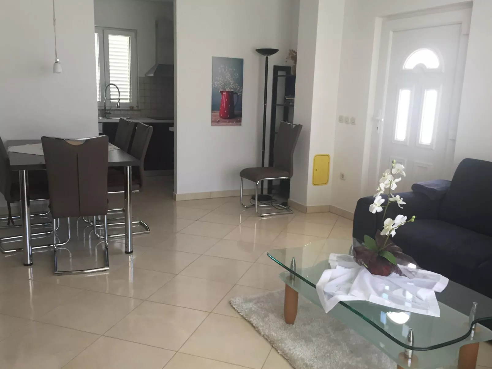 Modernes Ferienhaus in Dobropoljana mit Terrasse, Garten und Grill-Inside