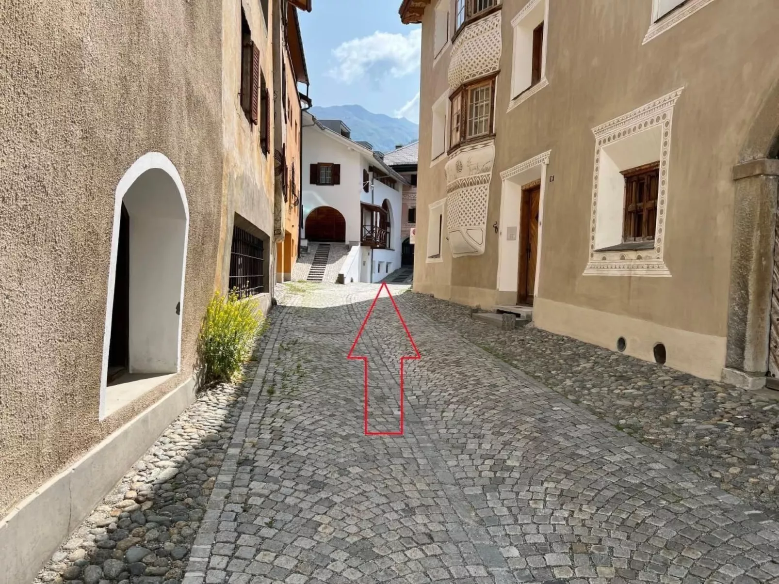 Chesa Fischer / Wohnung Palü / ÖV-Inklusive-Draußen