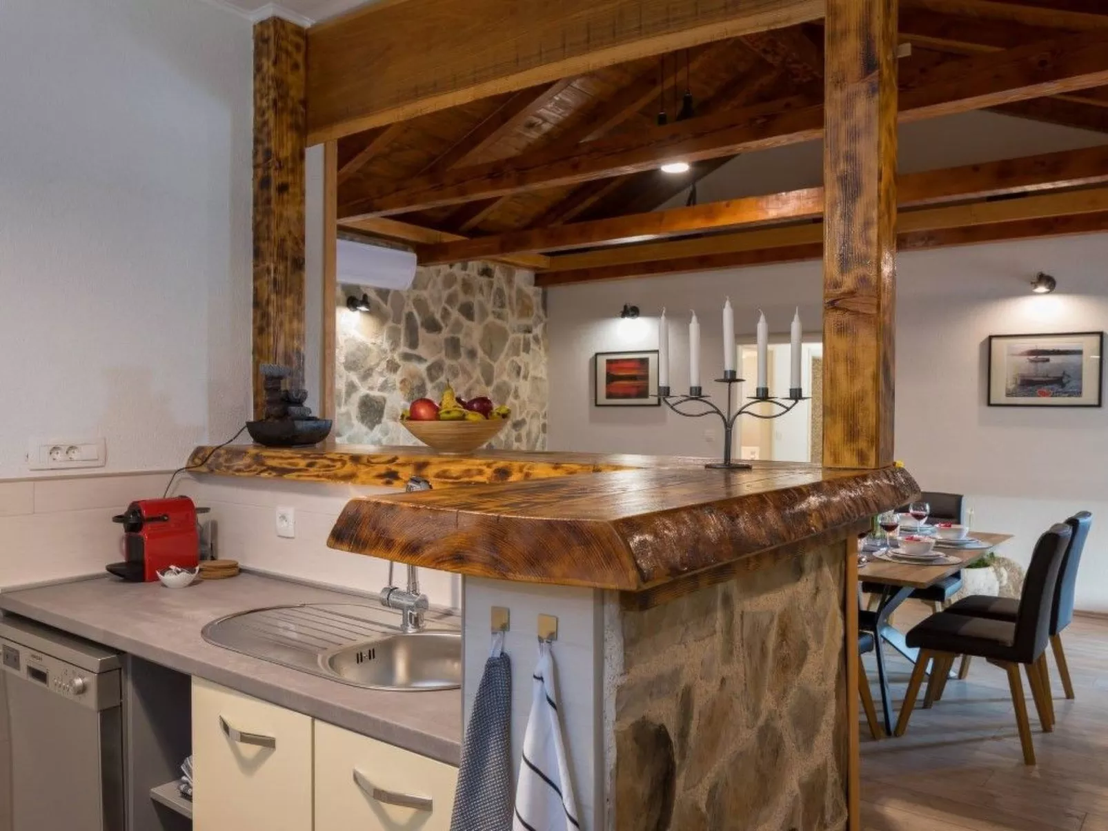 Villa Adamaris-Image-tags.info