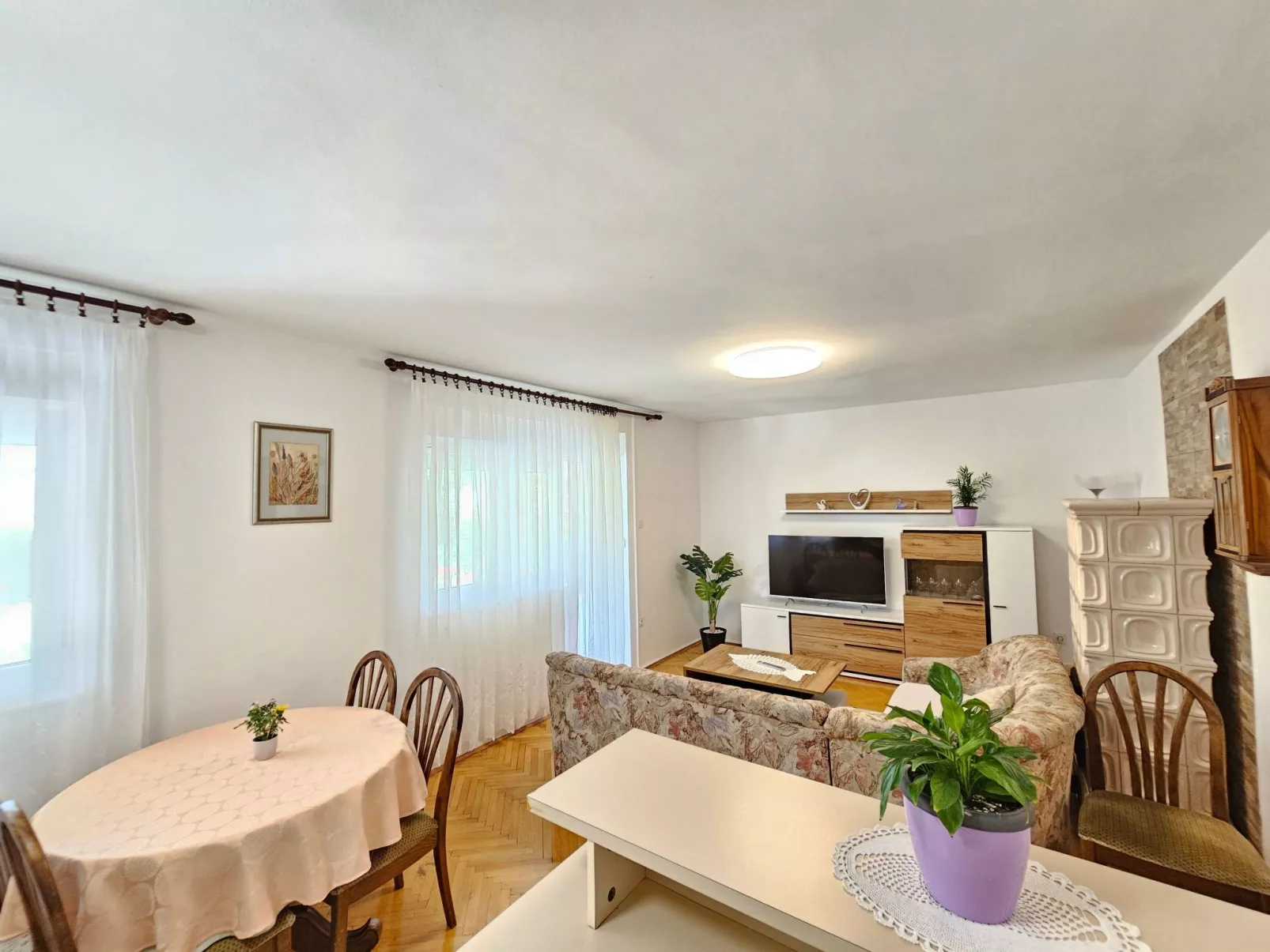 Wohnung für 6 Personen mit Terrasse-Inside