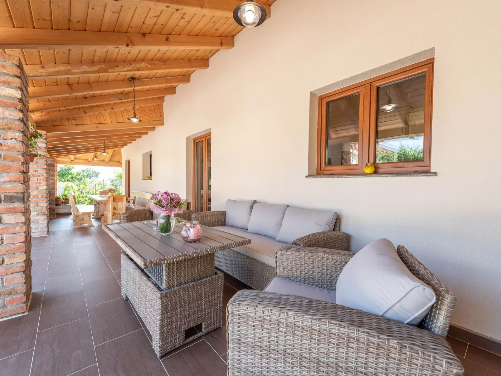 Rustica Casa Augustinus mit Pool-Drinnen