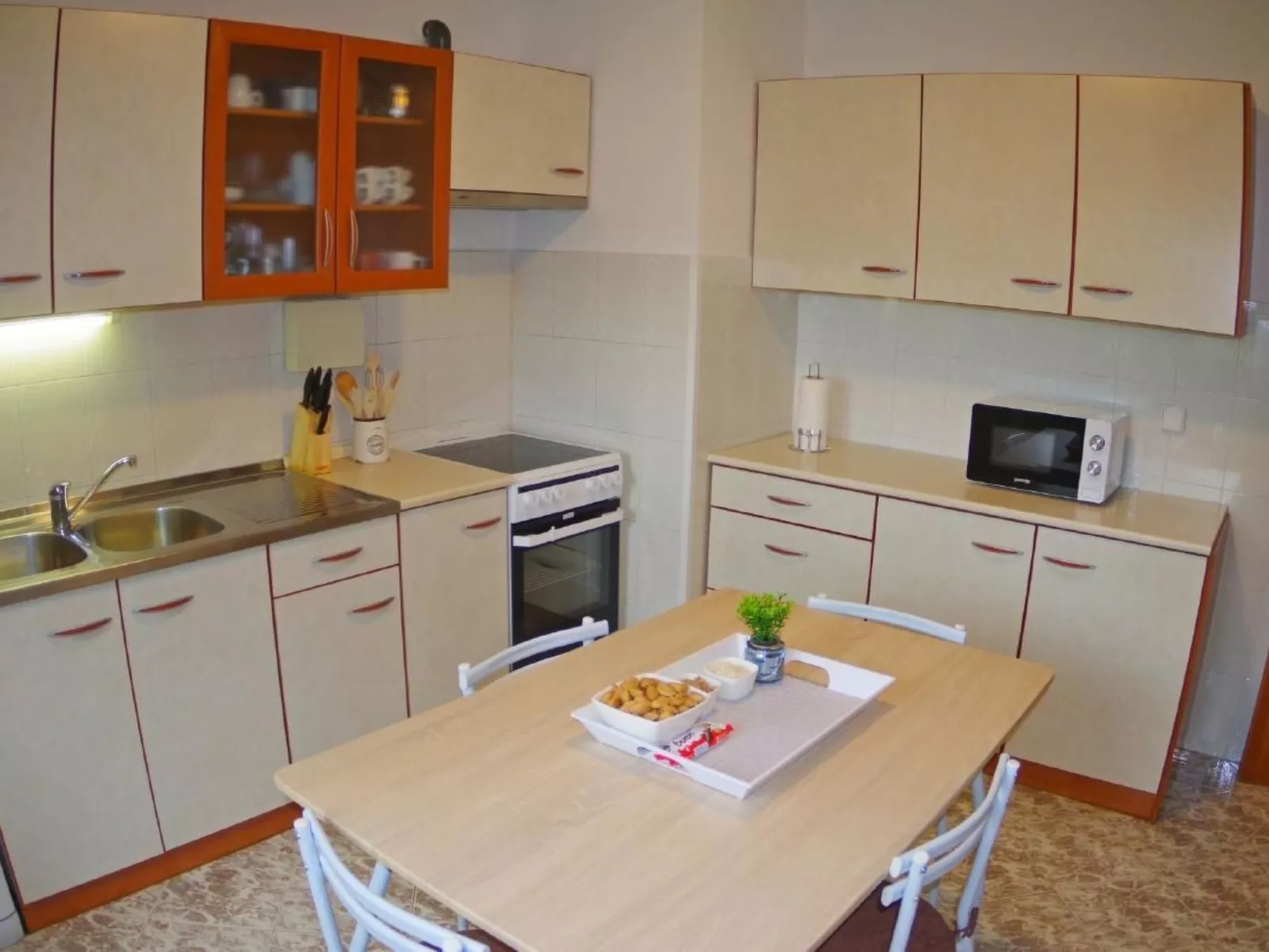 Wohnung mit privatem Pool und herrlicher Aussicht-Image-tags.info