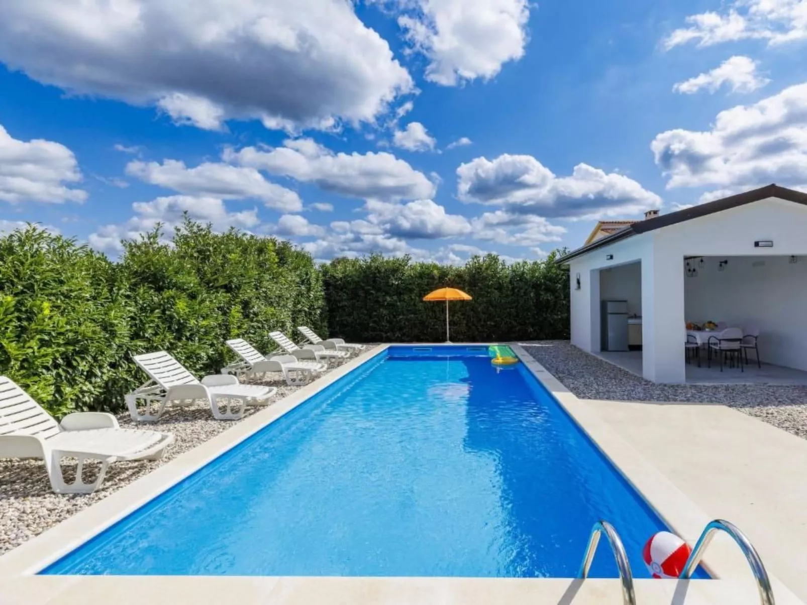 Ferienvilla "Casa Jurican"-Draußen