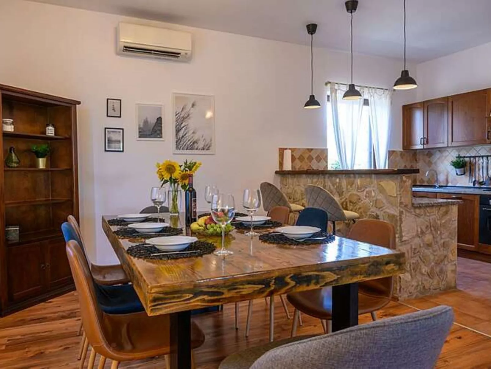 Komfortable, ruhige Erdgeschoss-Ferienwohnung-Image-tags.info