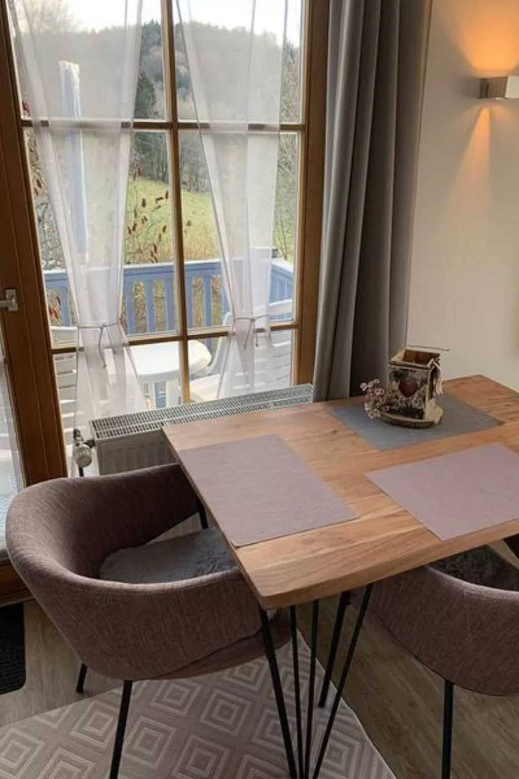 Appartement in Langfurth mit Kleinem Balkon