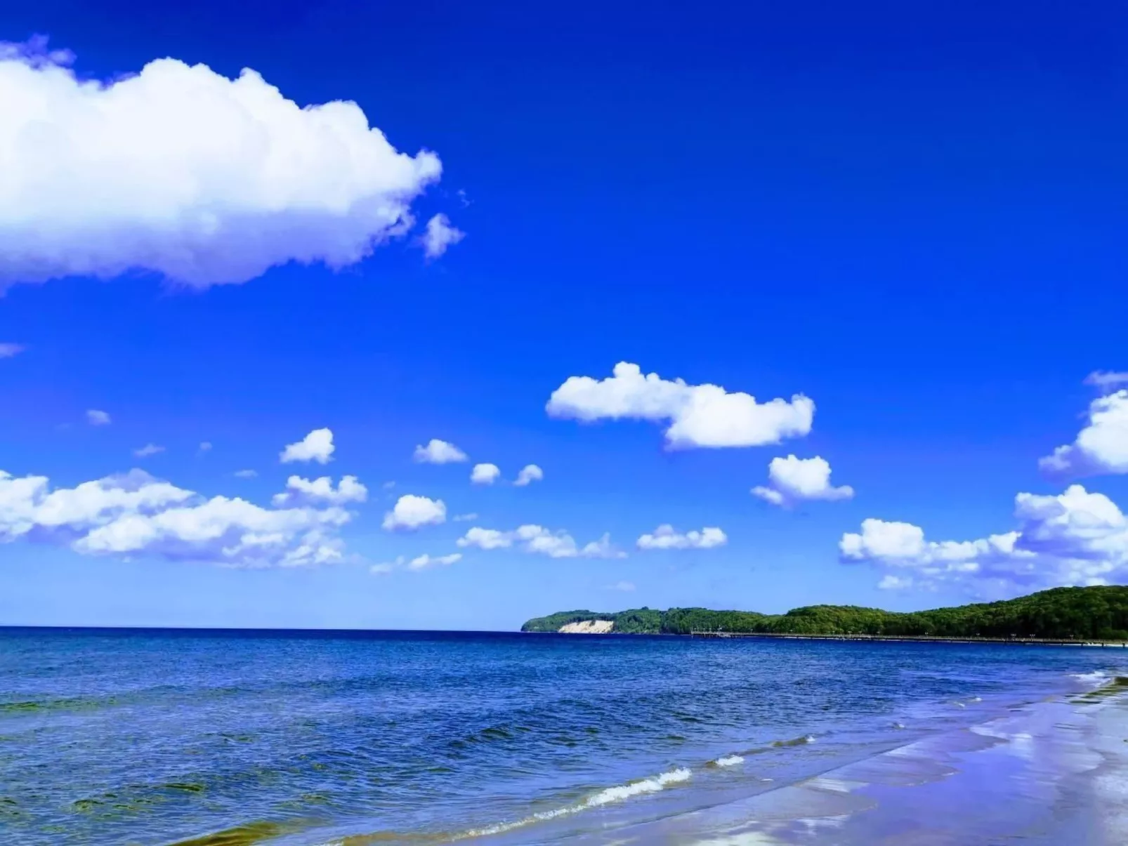 Appartement mit Blick auf das Wasser-Draußen
