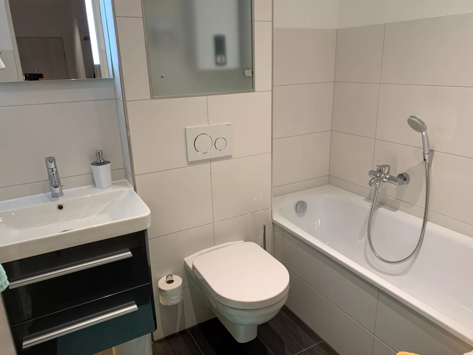 Ferienwohnung mit Infrarotwärmekabine-Drinnen