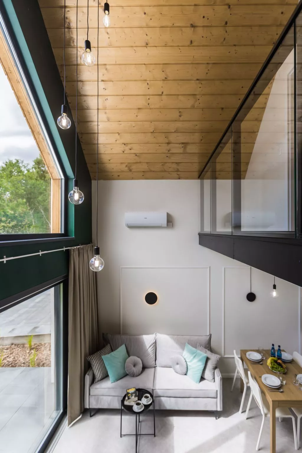 "Scheune 1" mit Terrasse-Drinnen