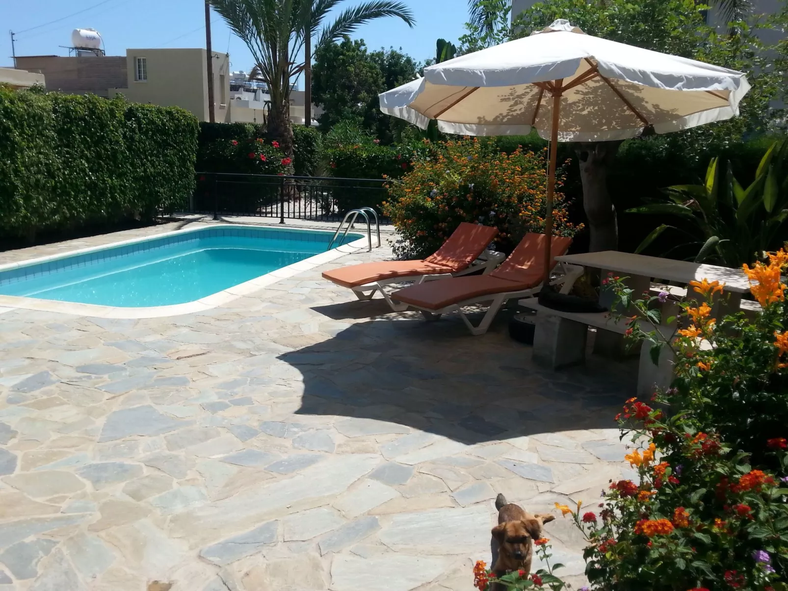 Für fünf Personen mit Balkon-Outside