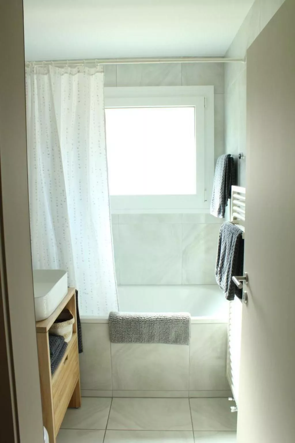 Chesa Freihof - Inside