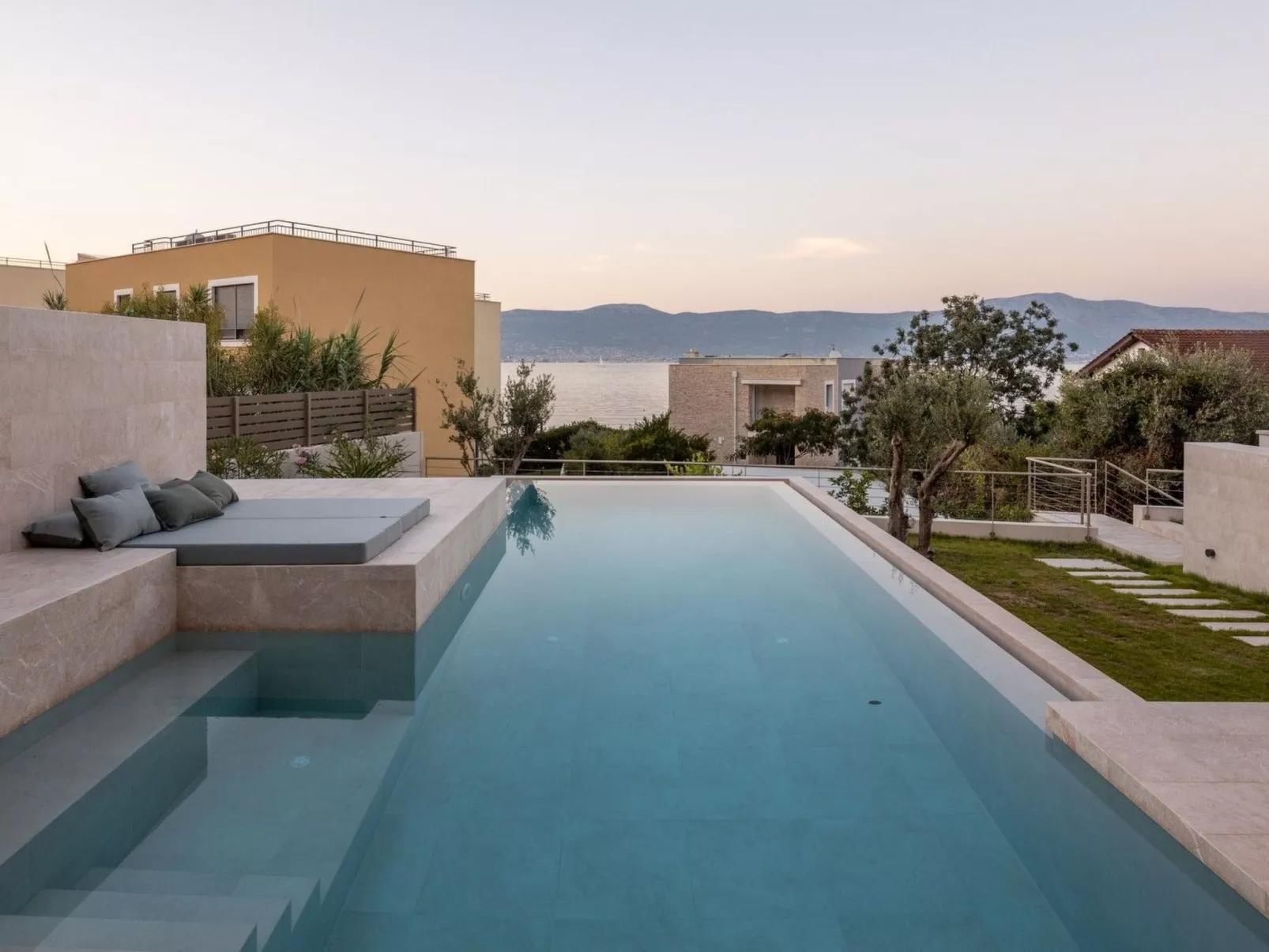 Luxuriöse Villa Aqua-Dehors