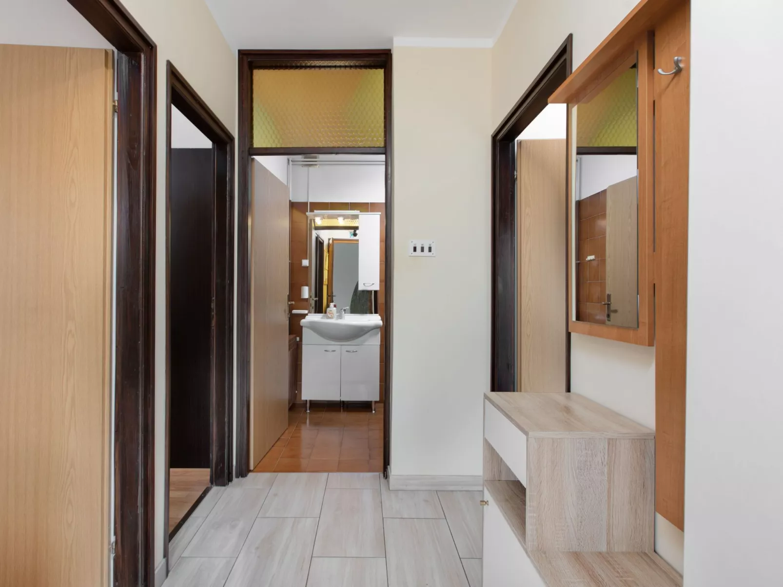 Schöne Wohnung "Apartman Mira 1" mit Terrasse-Inside