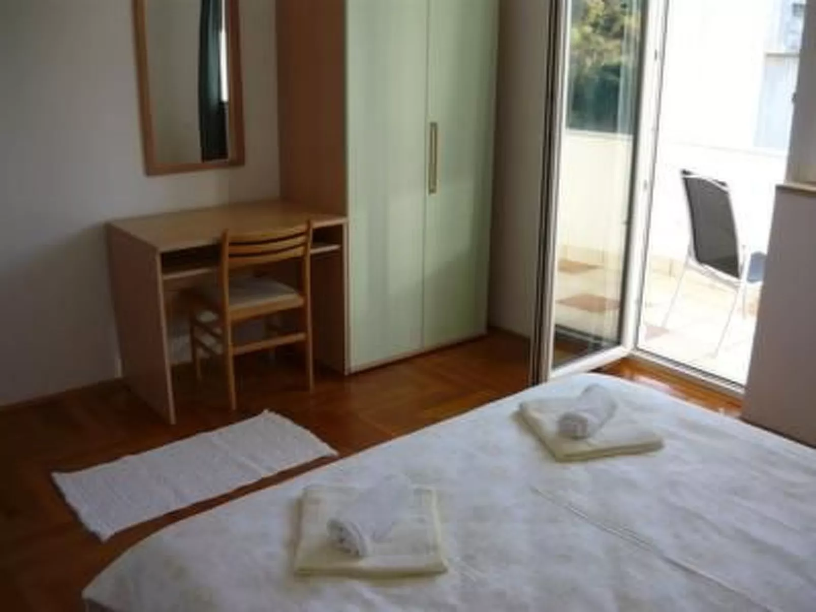 Jadro Apartments in Barbat mit Grill und Whirlpool-Inside