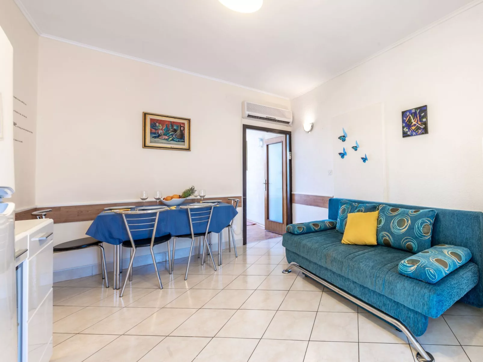 Geräumige Ferienwohnung mit eigener Terrasse-Image-tags.info