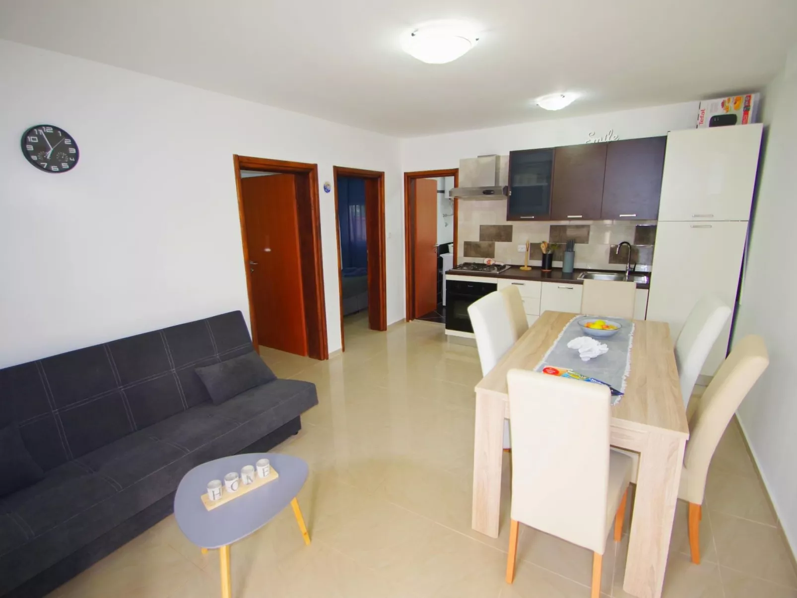 Angenehme Wohnung in Valbandon, Privatparkplatz-Image-tags.info