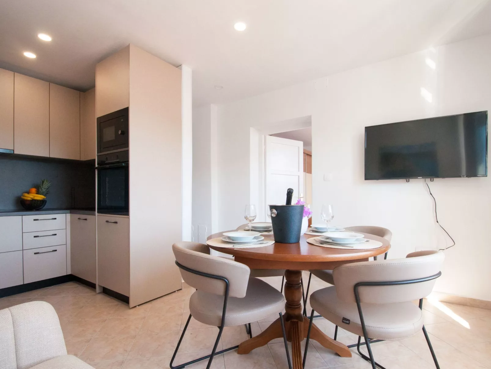 Wohnung "Ela A4" direkt am Strand-Inside