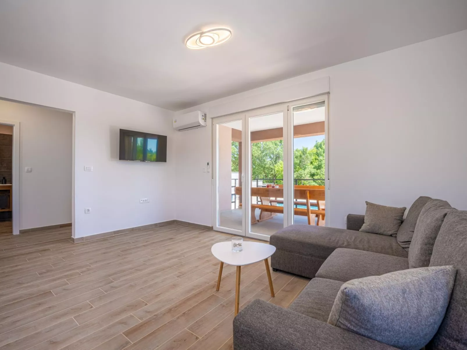 Villa Stocozzi-Image-tags.info