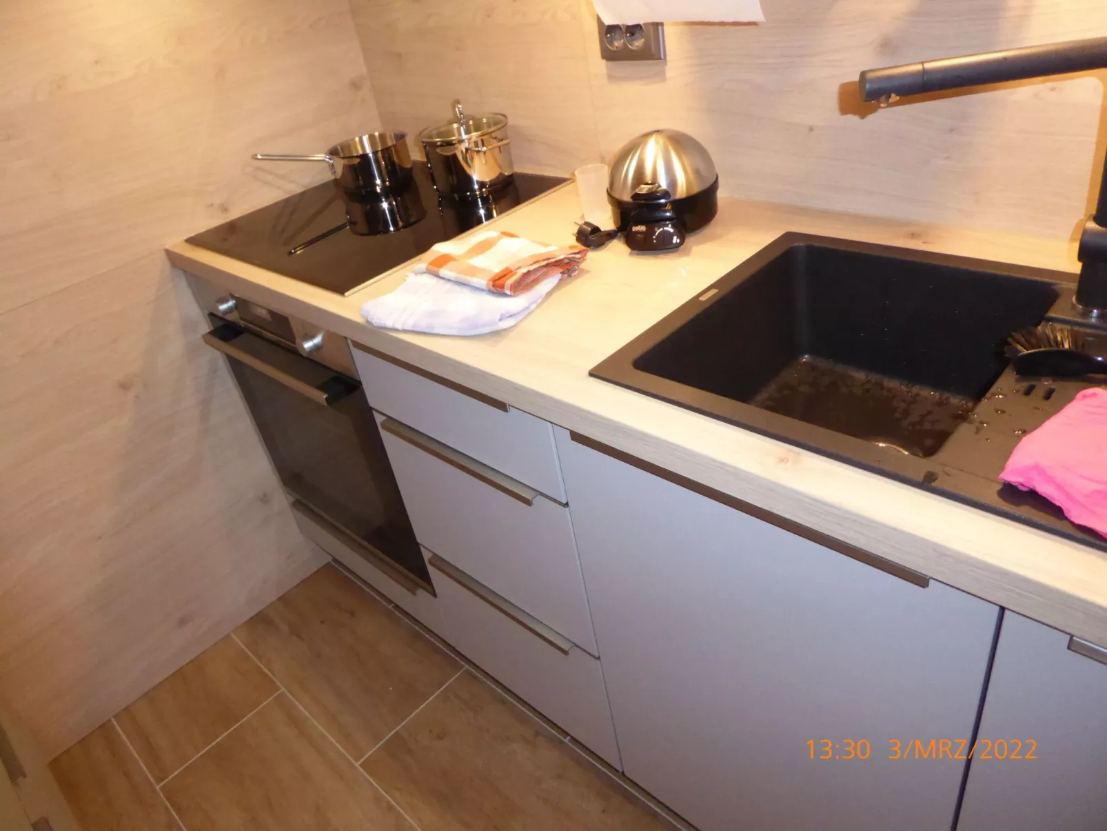 Eifelwaldhäuschen-Drinnen