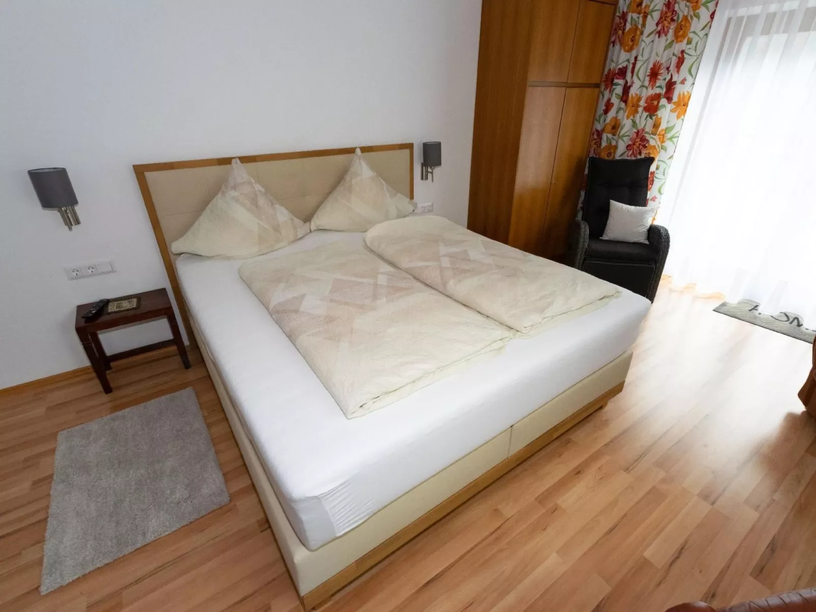 Erna Angermaier-Inside