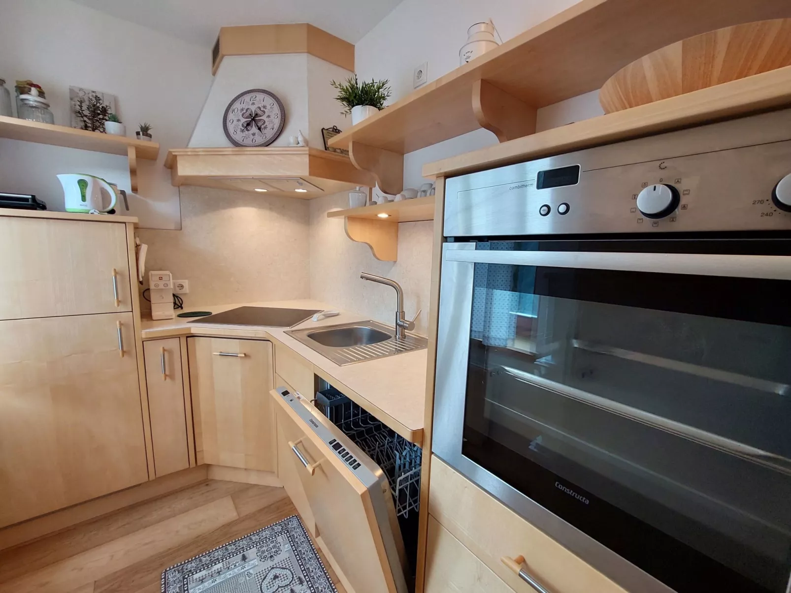 Rosie desing skipist-Dedans