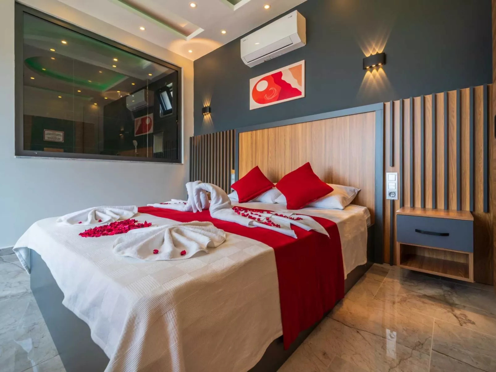 Romantische Luxusvilla "Sard 1" mit Jacuzzi-Drinnen