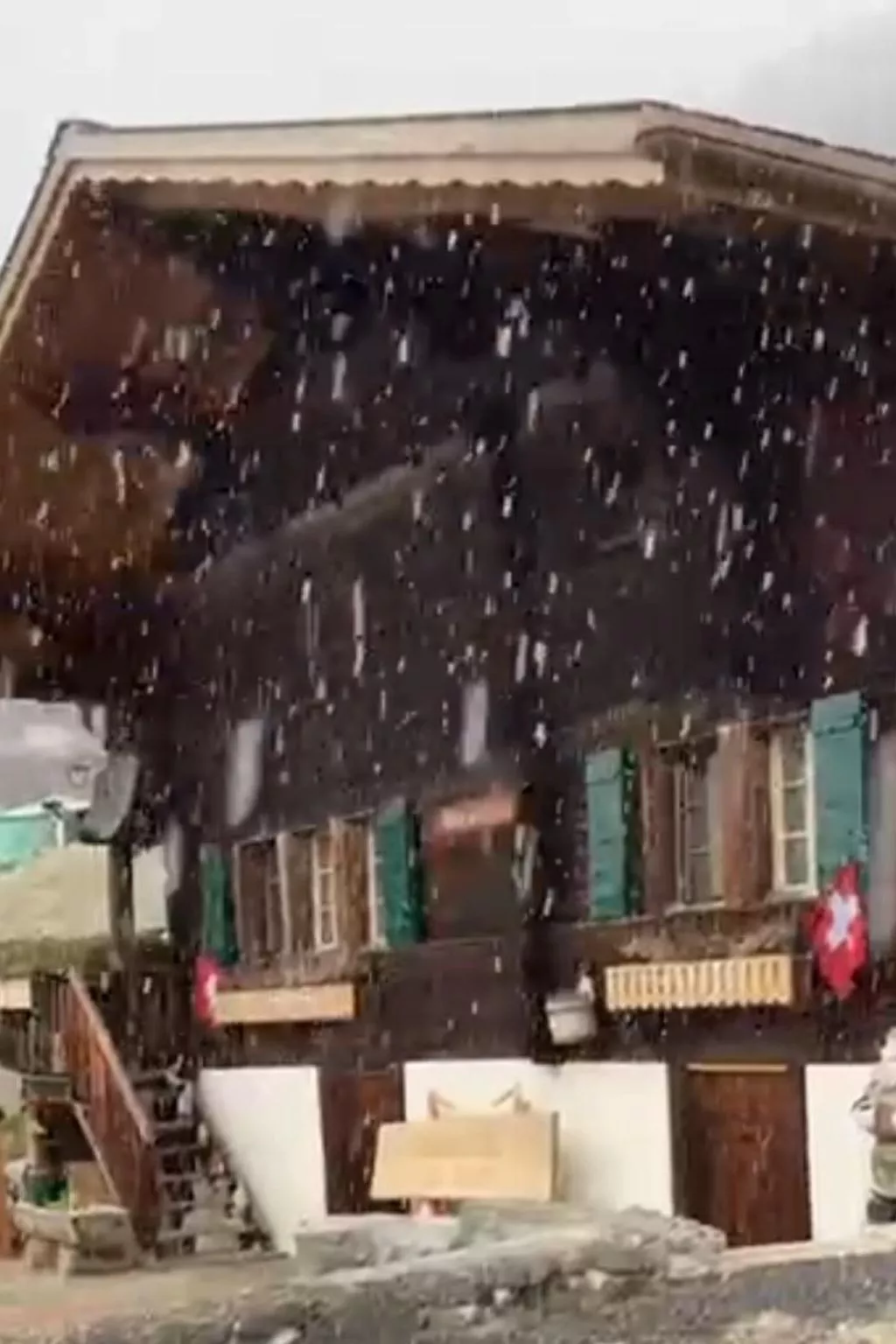 Mit Bergblick-Dehors