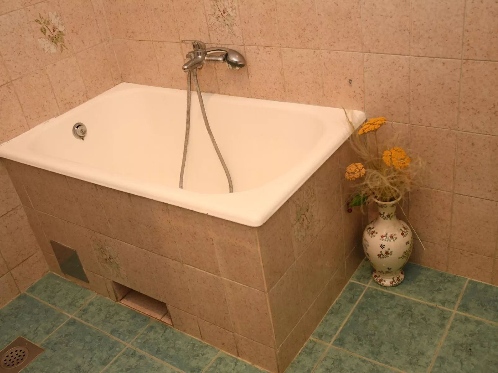 Mit Privatparkplatz-Dedans