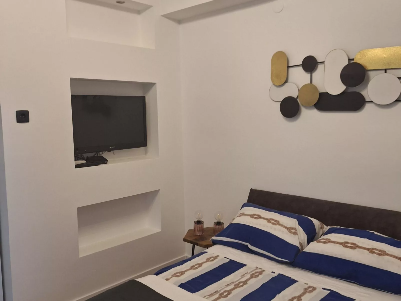 Studio für zwei Personen im Erdgeschoss-Drinnen