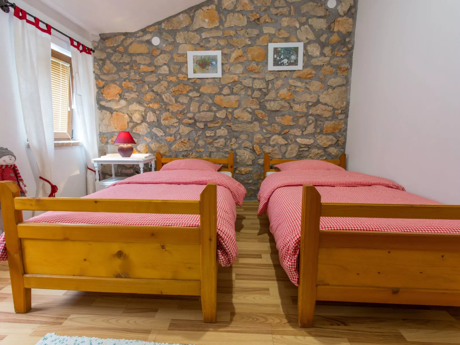 Gemütliches Steinhaus Nonna Stara-Dedans