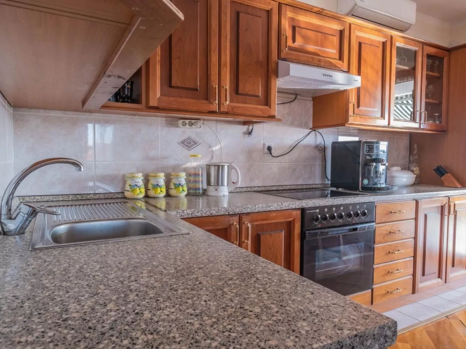 Appartement in Jadranovo-Drinnen