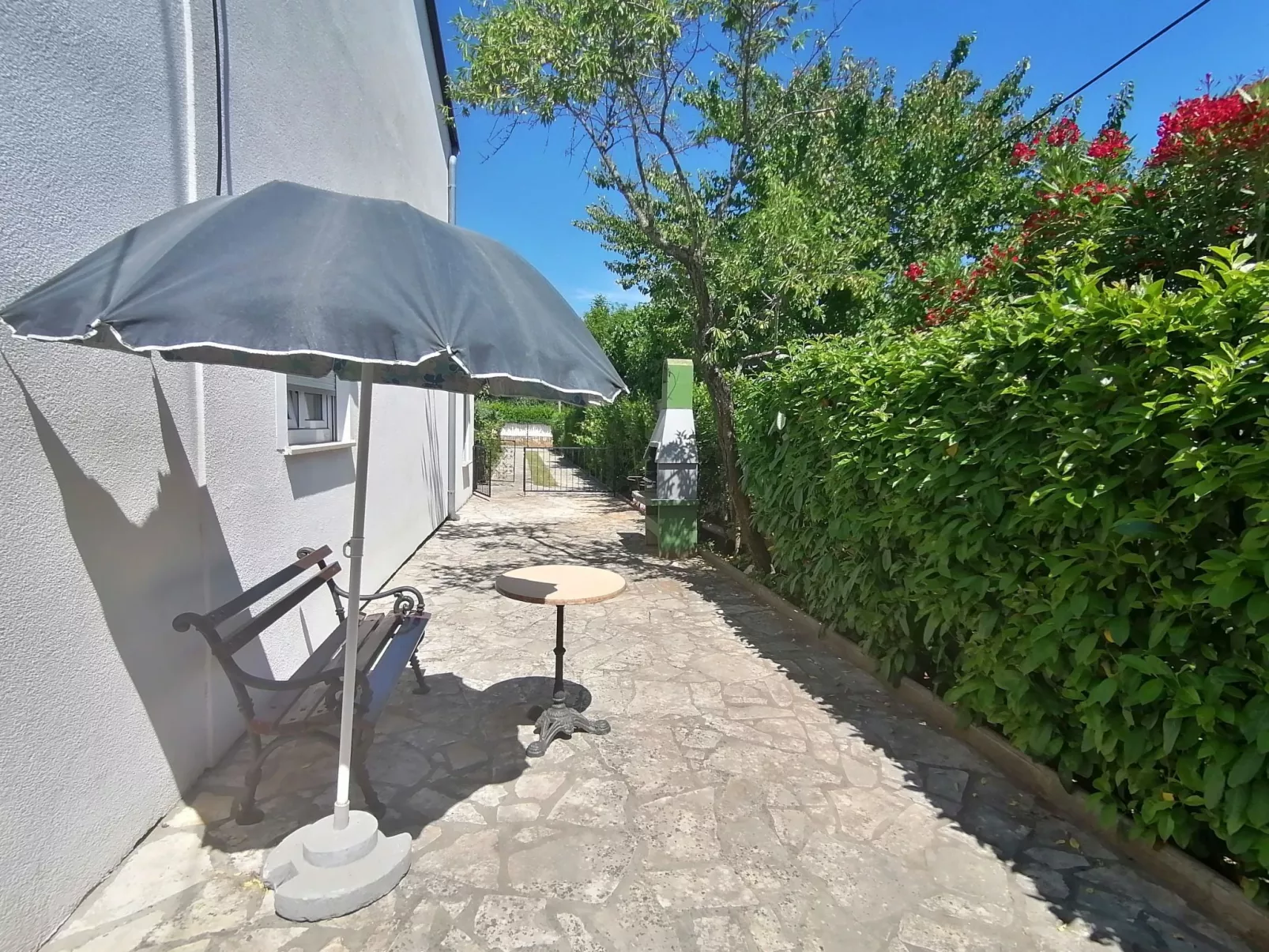 Wohnung in Premantura mit privatem Parkplatz-Draußen