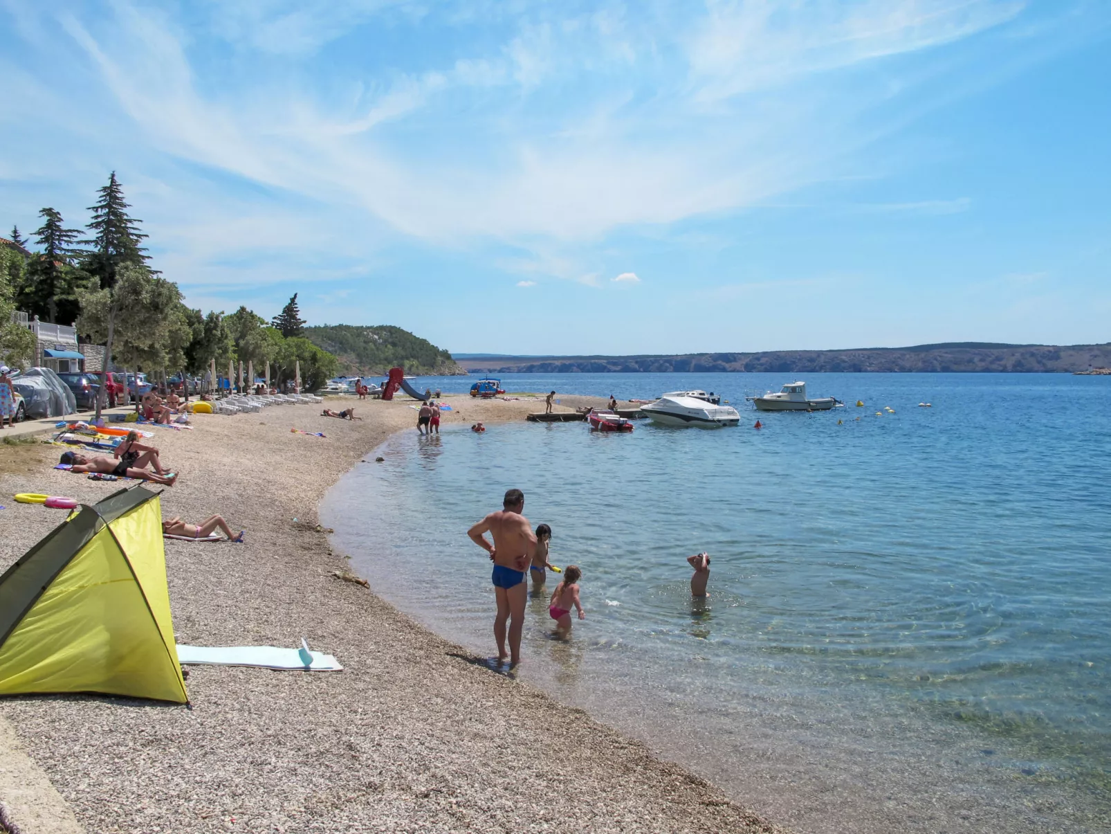 Mit privatem Pool und Sauna-Environnement