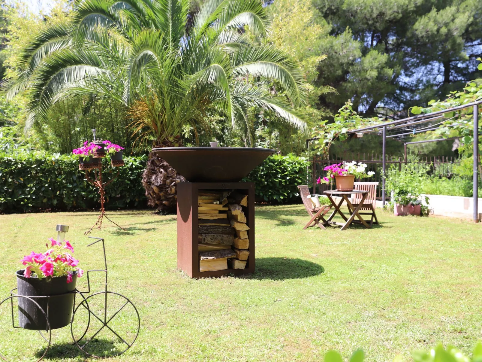 Gemütliche Wohnung mit Gartenblick-Outside