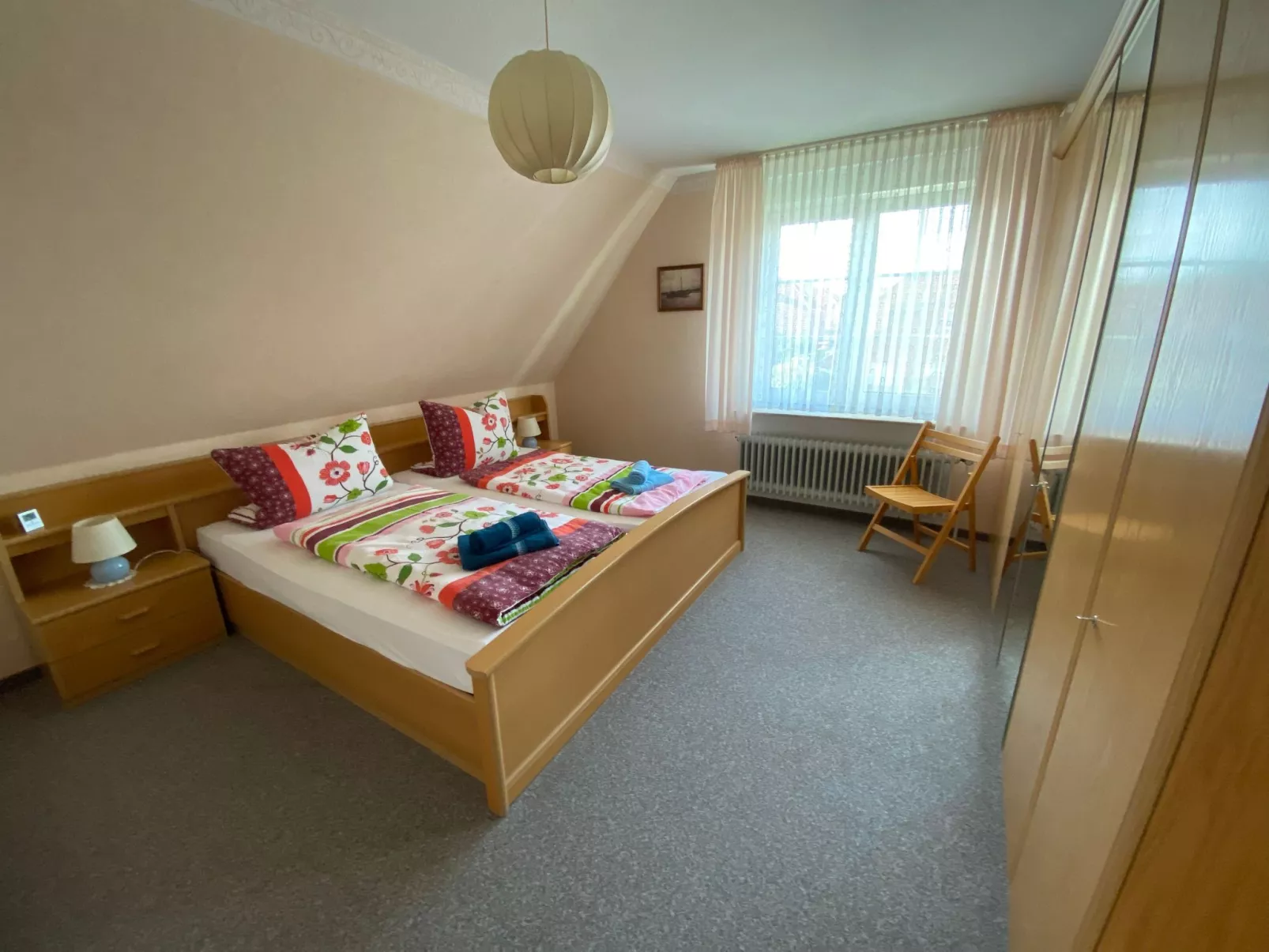 Geräumige Ferienwohnung mit Garten und Grill-Inside